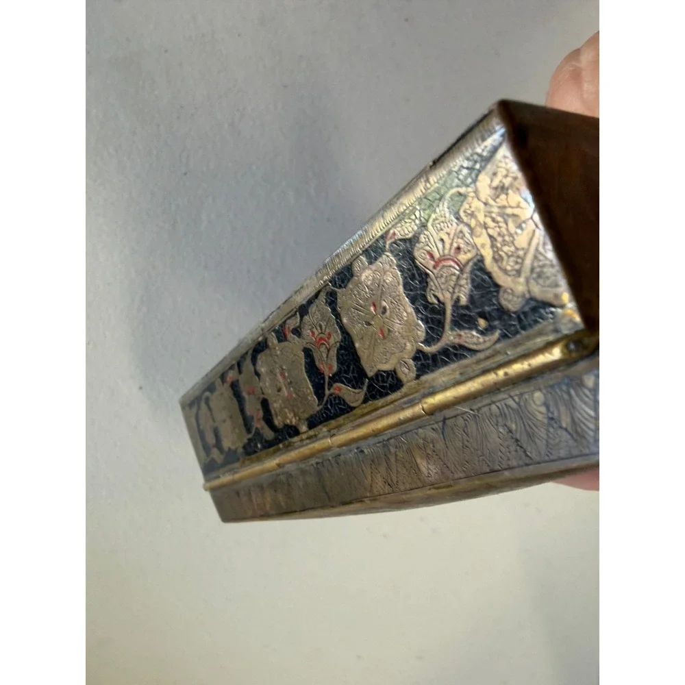 Vintage Brass Wood Jewelry Box Etched Peacock Floral Enamel‎ Decorative Trinket
